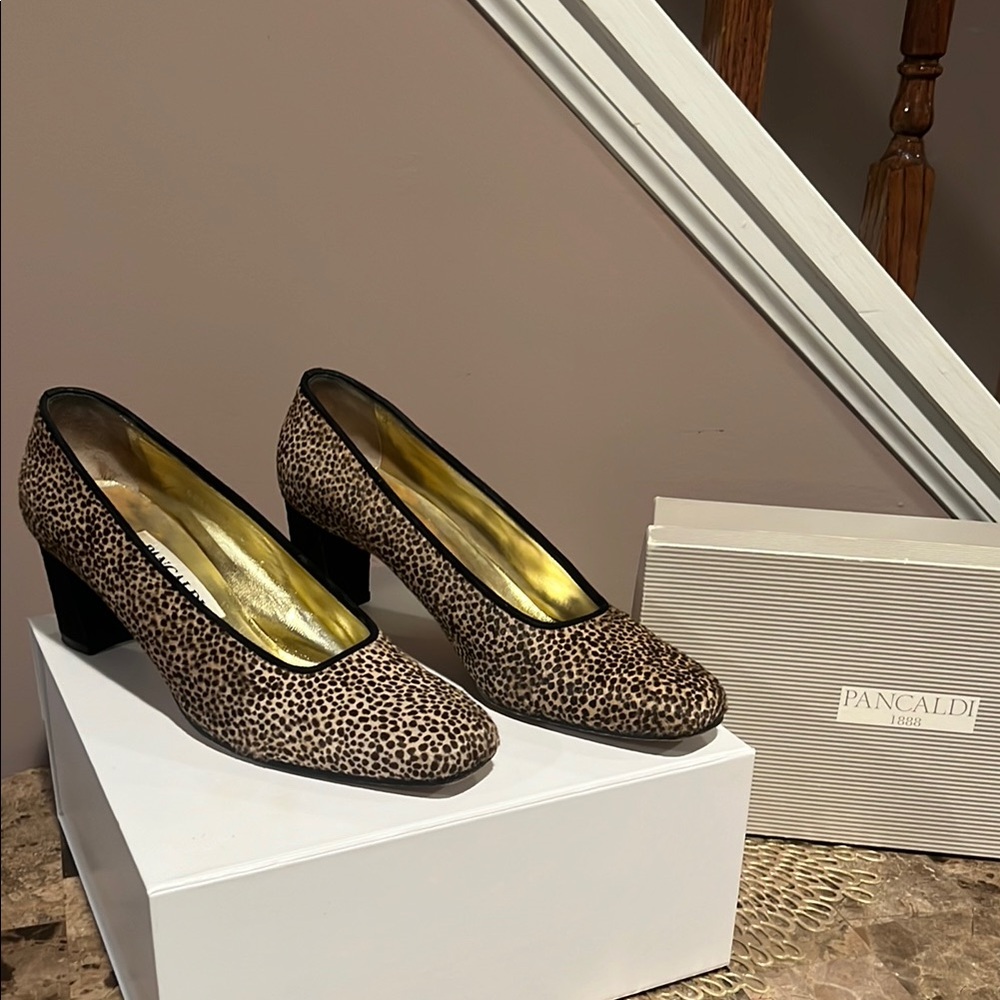 Vintage Pancaldi Italian Pony-Style Calfskin Leopard Print Pumps, Size 9